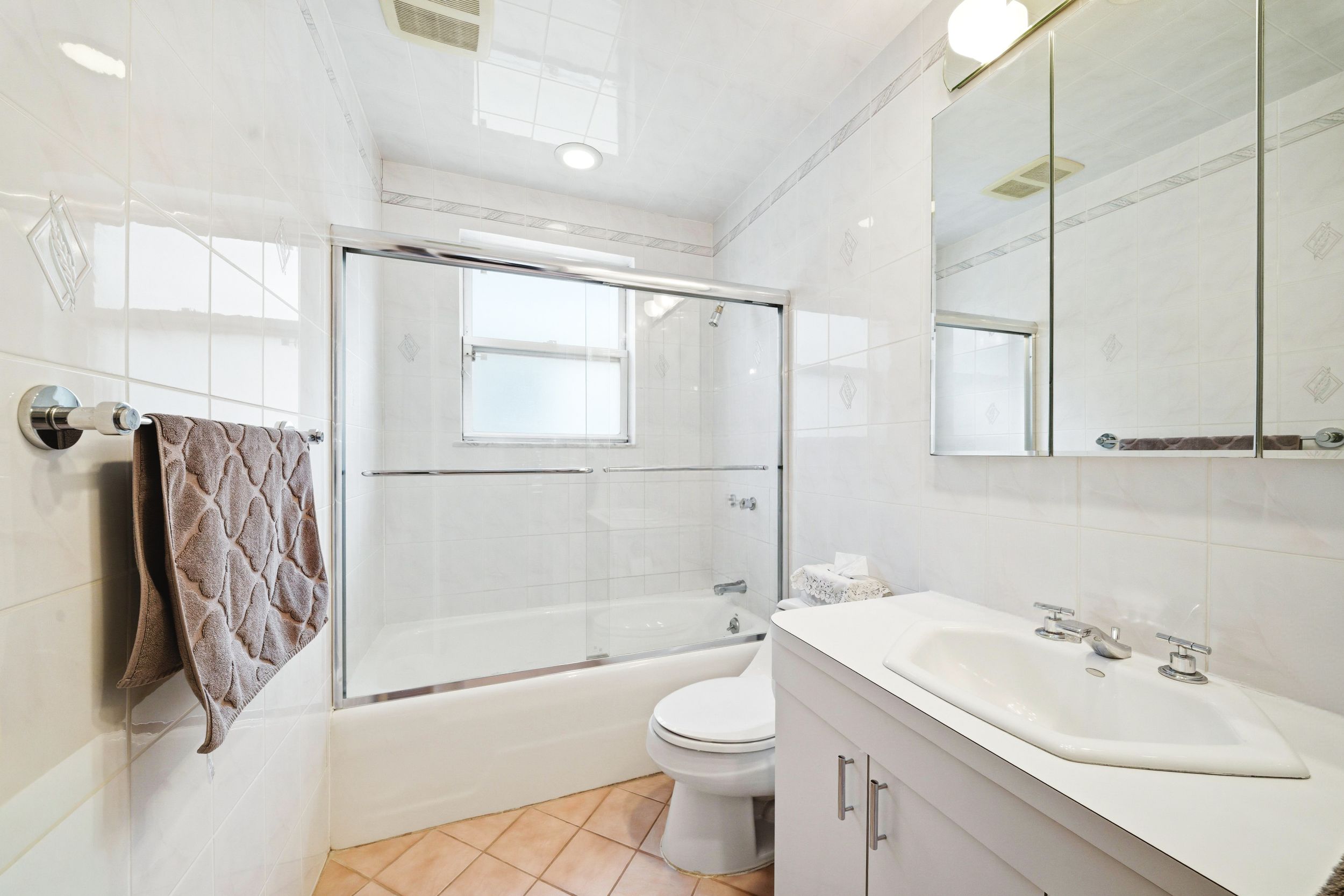 1121 East 32nd Street, Brooklyn, NY, 11210 - Photo 6