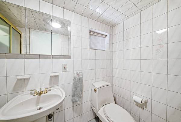 1121 East 32nd Street, Brooklyn, NY, 11210 - Photo 22