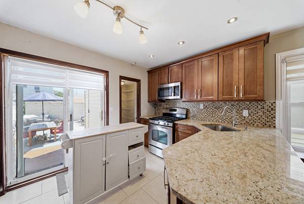 1739 E 38th St, Brooklyn, NY, 11234 - Photo 6