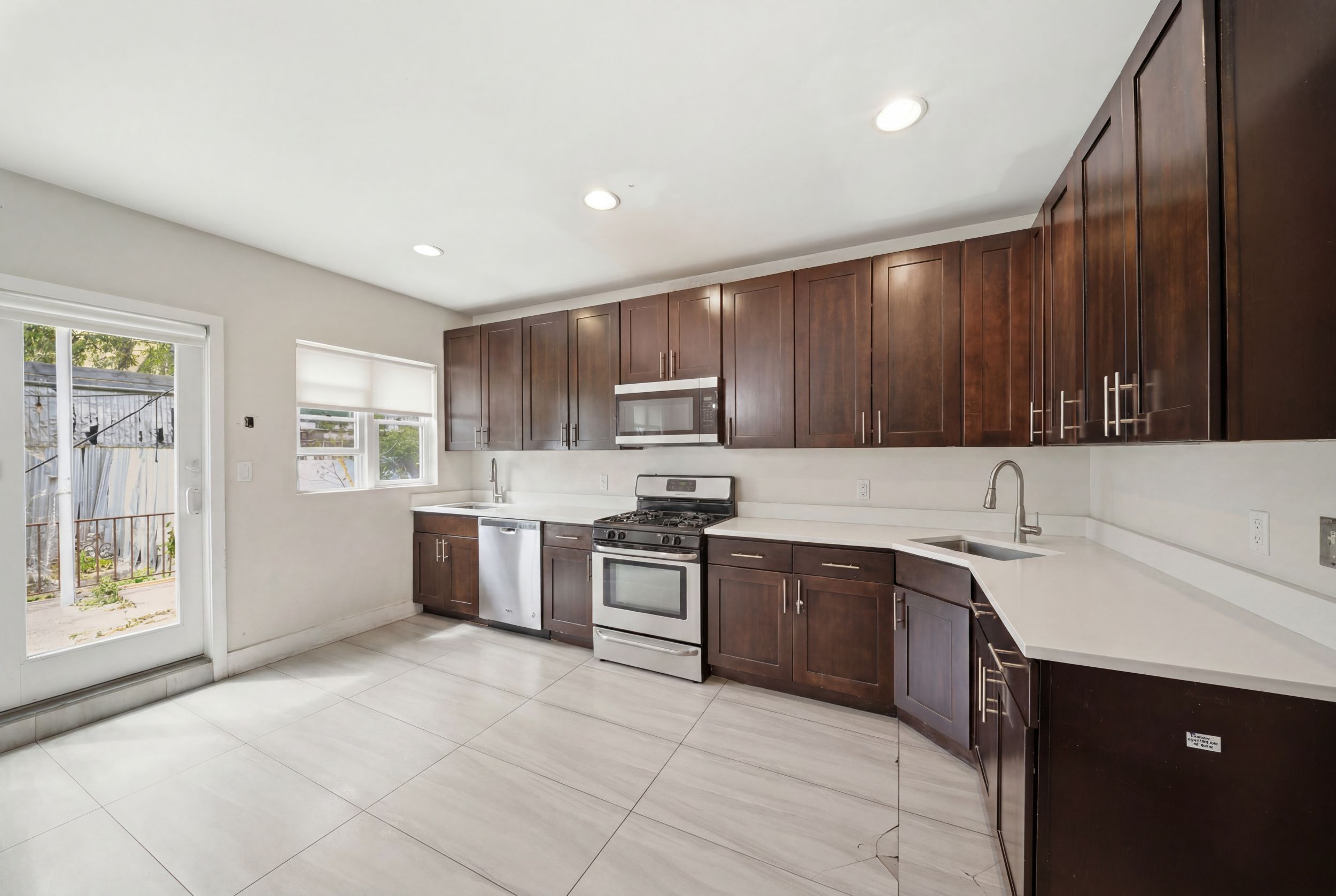 918 East 32nd Street, Brooklyn, NY, 11210 - Photo 4