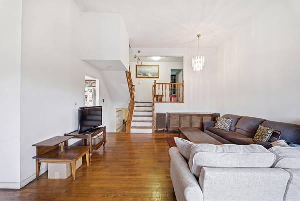 17 Barlow Drive North, Brooklyn, NY, 11234 - Photo 6