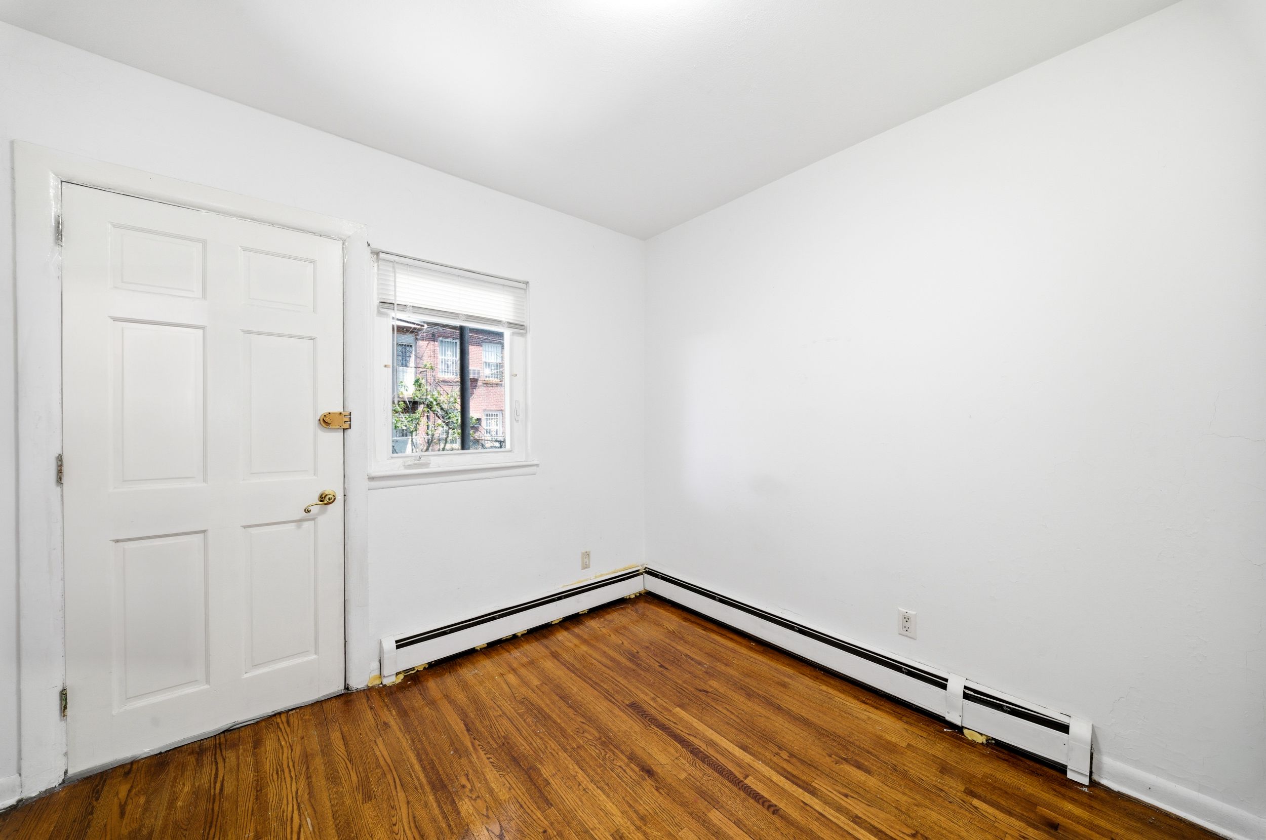 1047 Gravesend Neck Road, Brooklyn, NY, 11229 - Photo 8