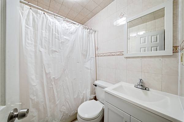1047 Gravesend Neck Road, Brooklyn, NY, 11229 - Photo 3