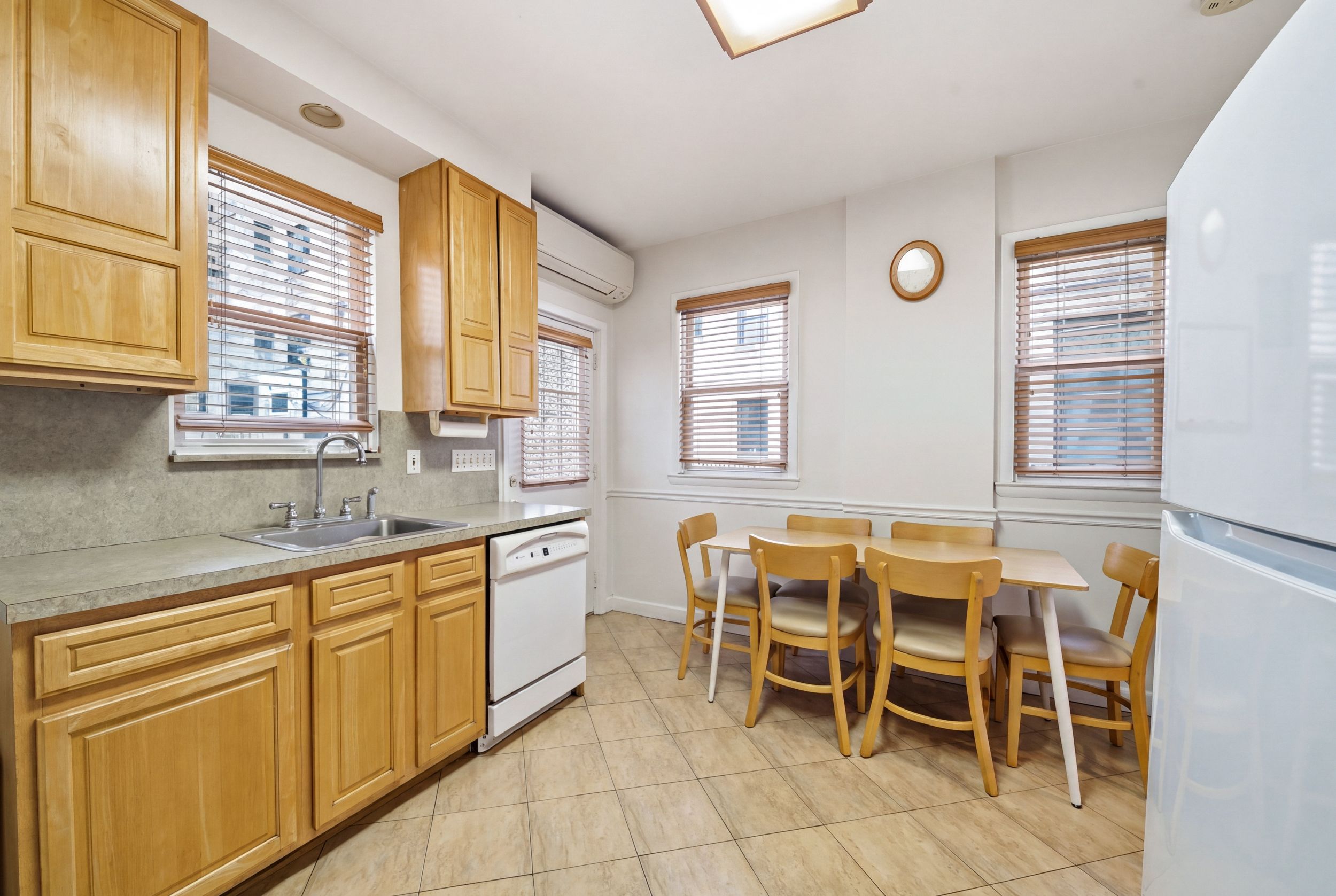 1514 East 28th Street, Brooklyn, NY, 11229 - Photo 8