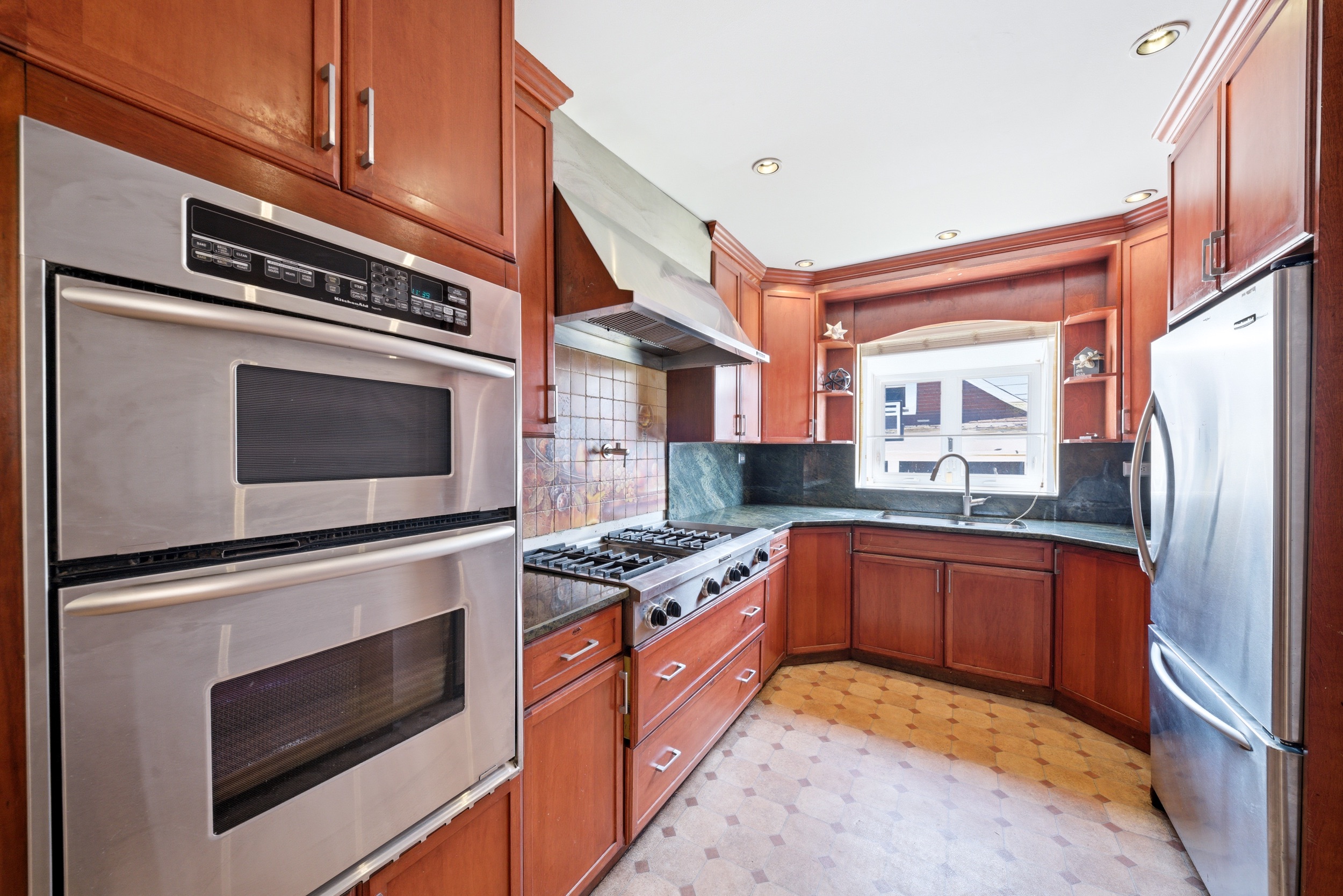 4010 Quentin Road, Brooklyn, NY, 11234 - Photo 4
