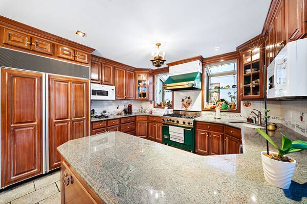 2307 Avenue S, Brooklyn, NY, 11229 - Photo 11
