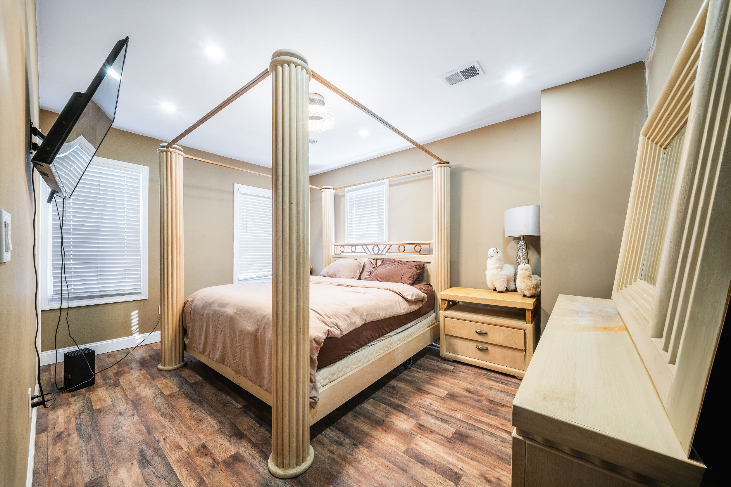 620 East 40th Street, Brooklyn, NY, 11203 - Photo 6