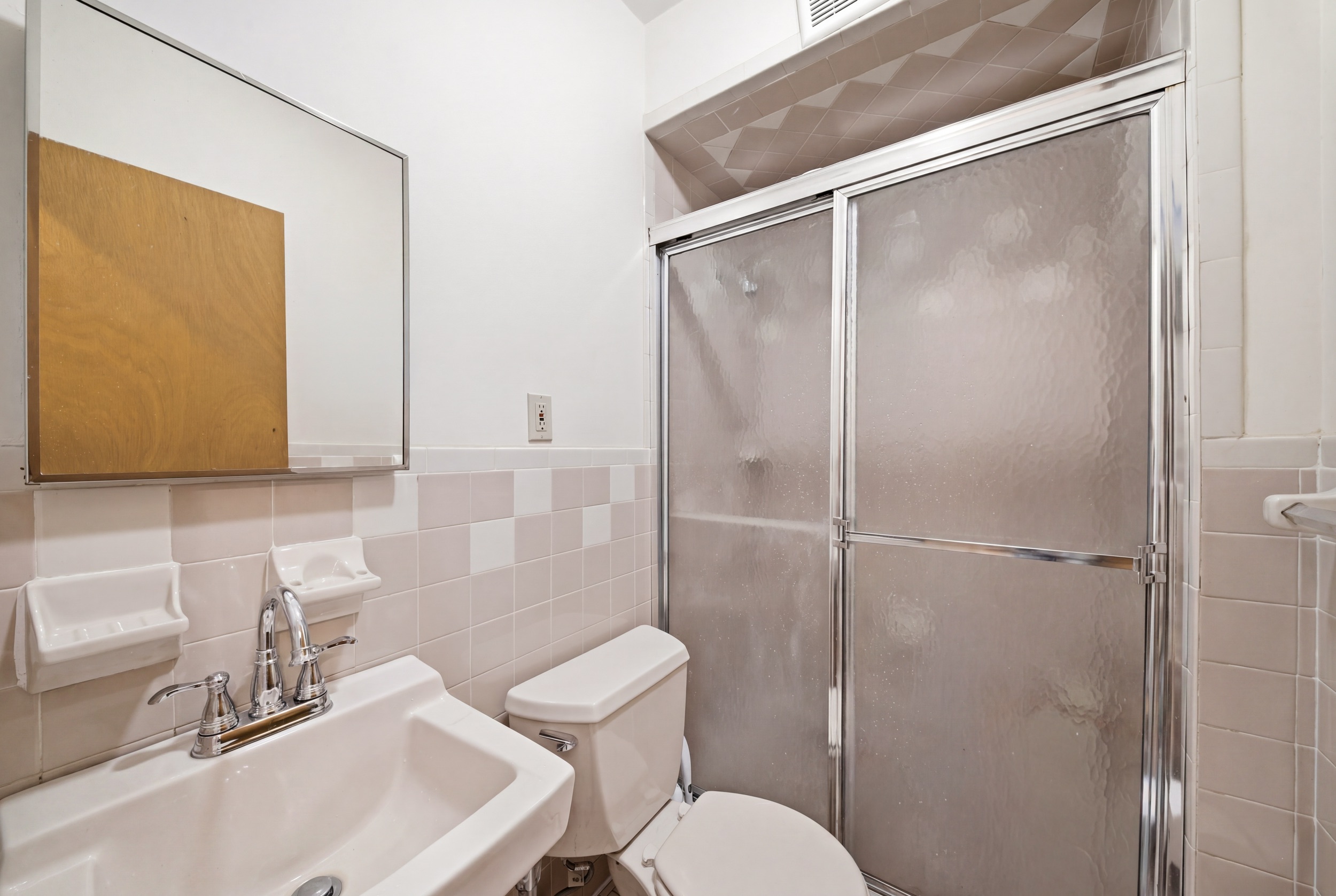 1555 East 13th Street, Brooklyn, NY, 11230 - Photo 7