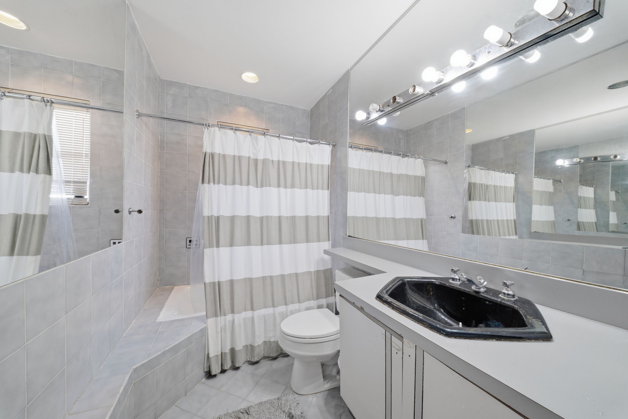 1749 East 24th Street, Brooklyn, NY, 11229 - Photo 8