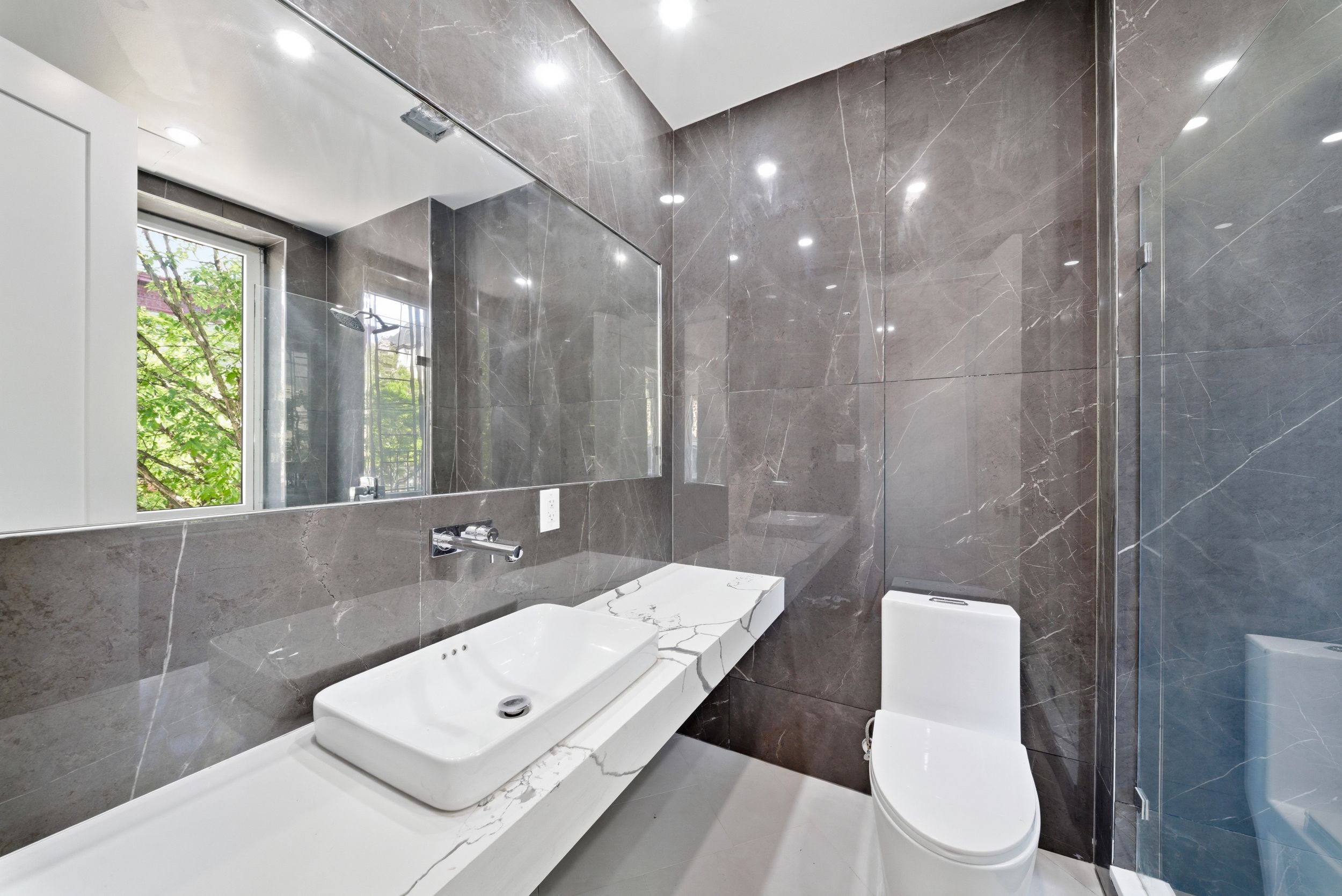 384 Chauncey Street, Brooklyn, NY, 11233 - Photo 8