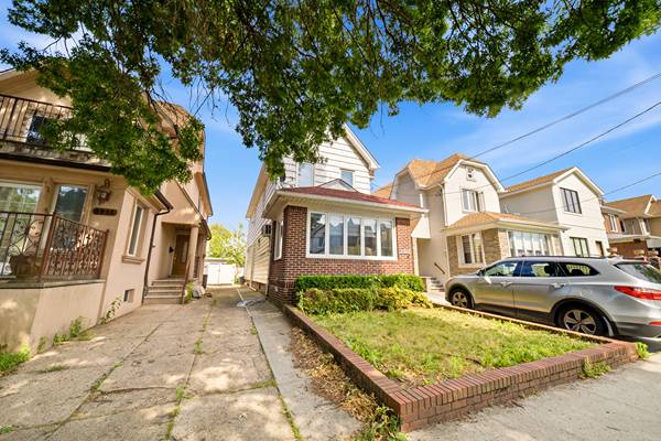 1917 East 26th Street, Brooklyn, NY, 11229 - Photo 5